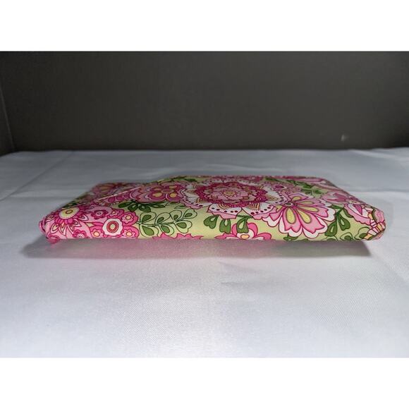 Vera Bradley Travel Organizer Wallet Passport Cards Bills Coins Zip Around Pink - Picture 7 of 11